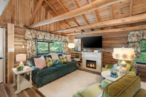 Spring Hill Farm - The Pampered Peacock